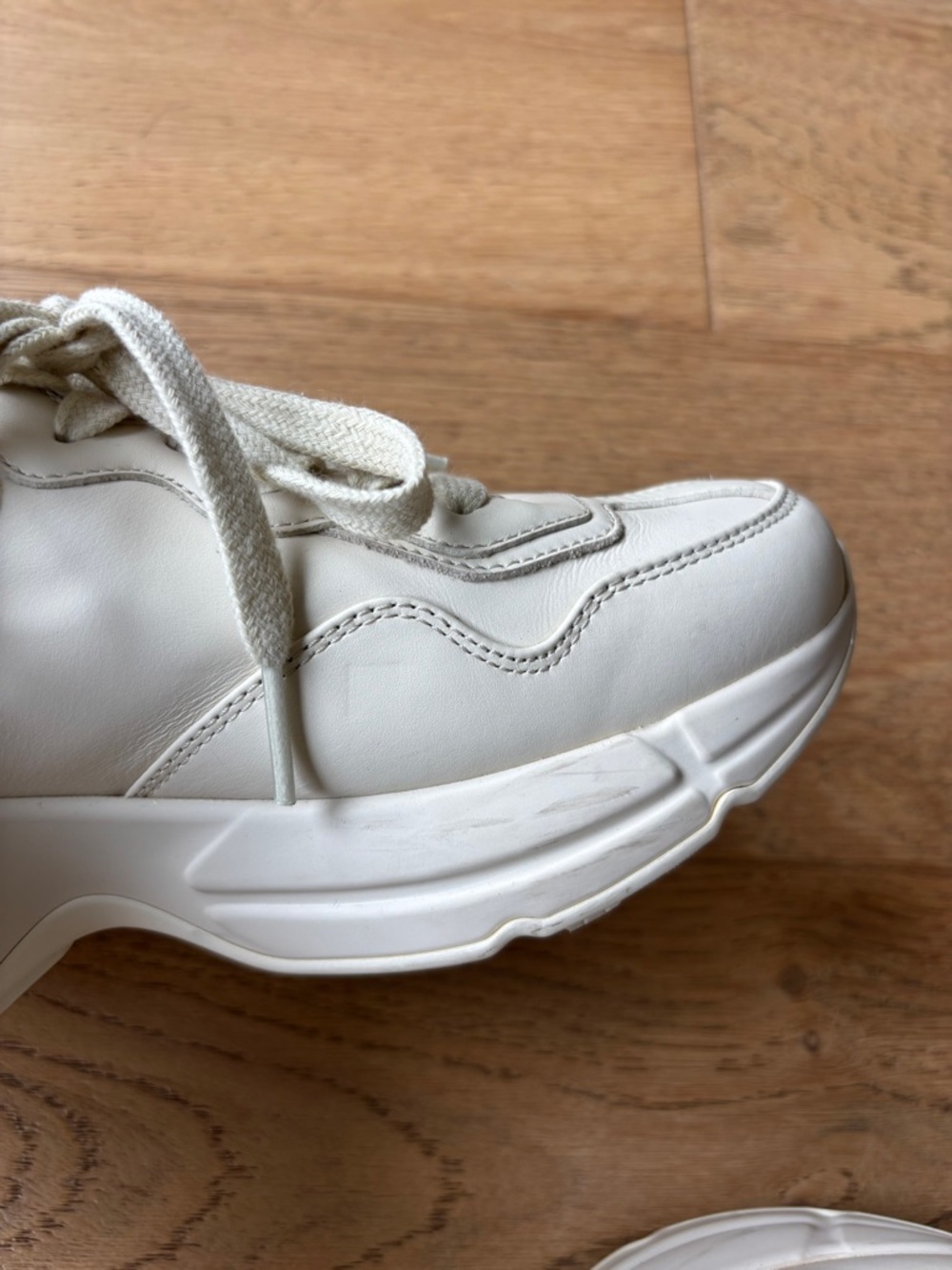 Gucci rython leather sneakers womens 6.5 - Picture 12 of 12